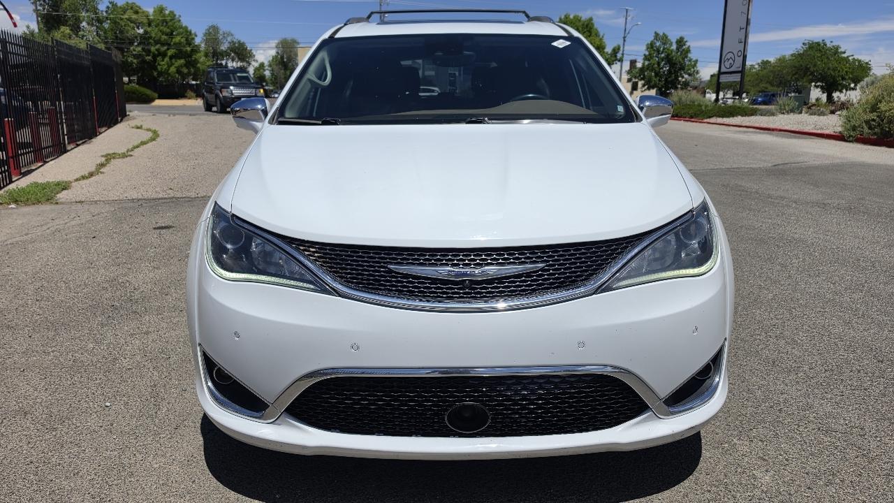Chrysler Pacifica Limited 2017