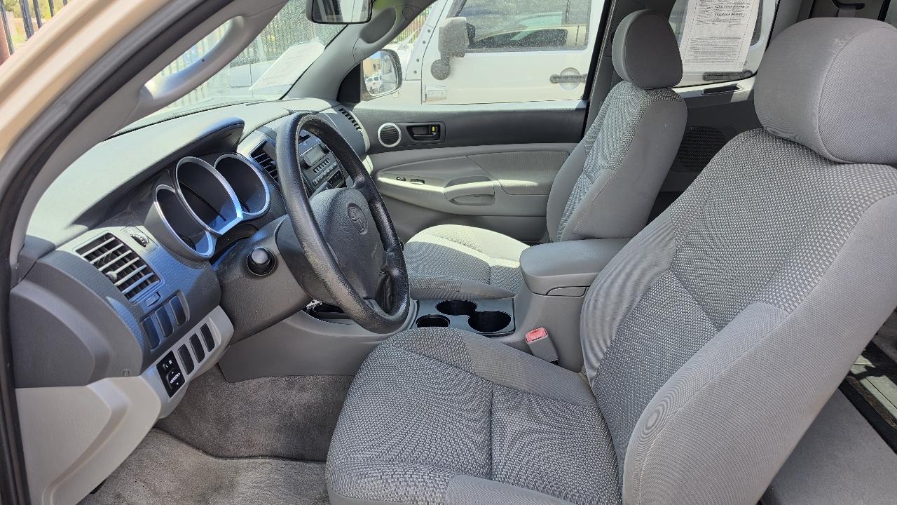 Toyota Tacoma Access Cab I4 Manual 2WD 2005