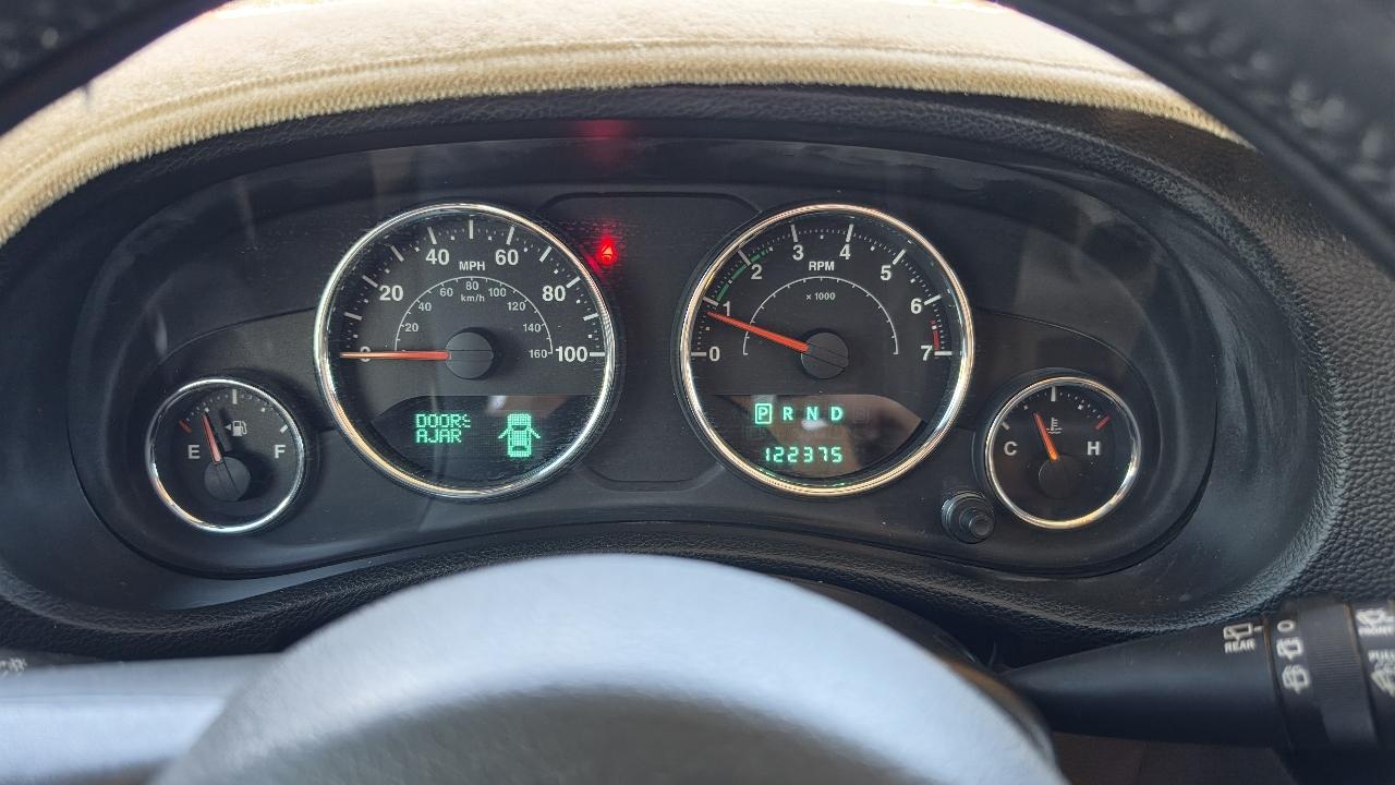 Jeep Wrangler Unlimited Sahara 4WD 2014