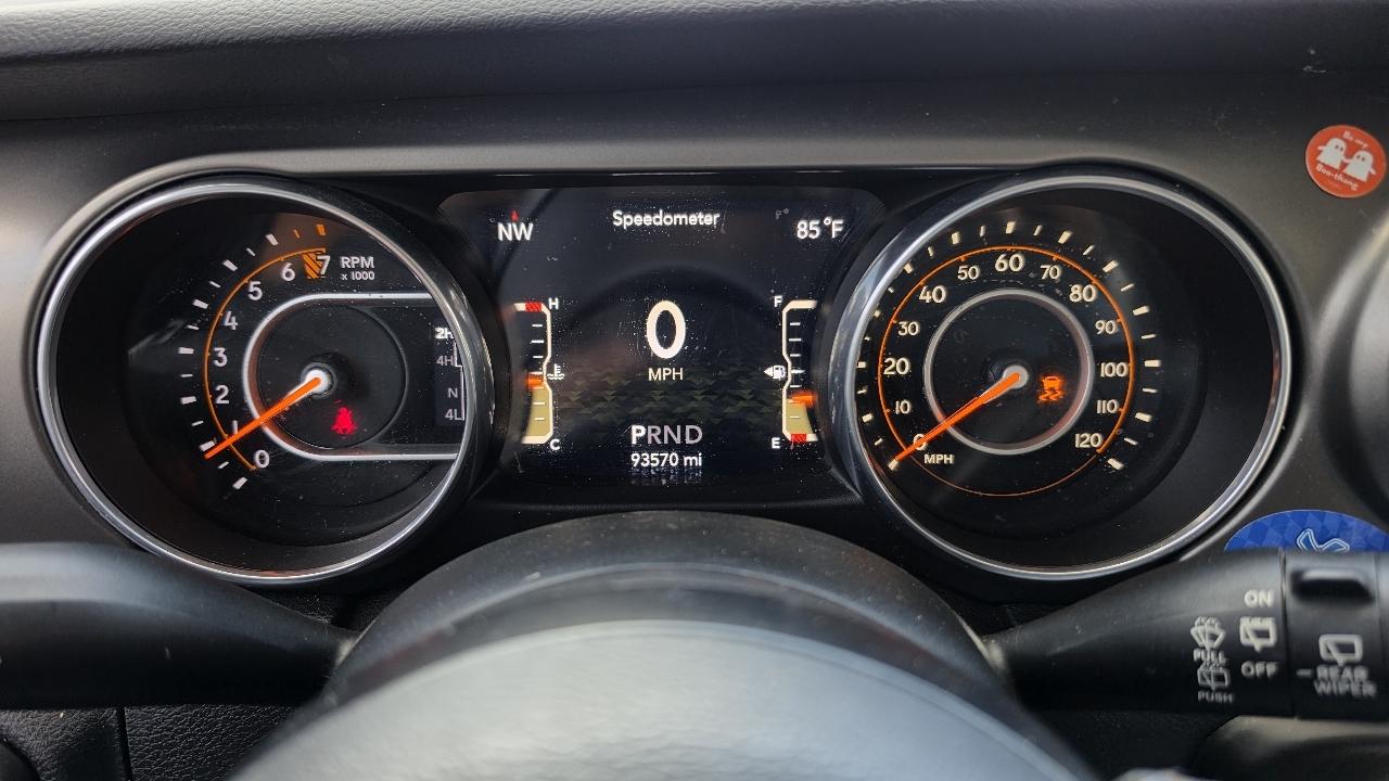 Jeep Wrangler Unlimited Sport 2018