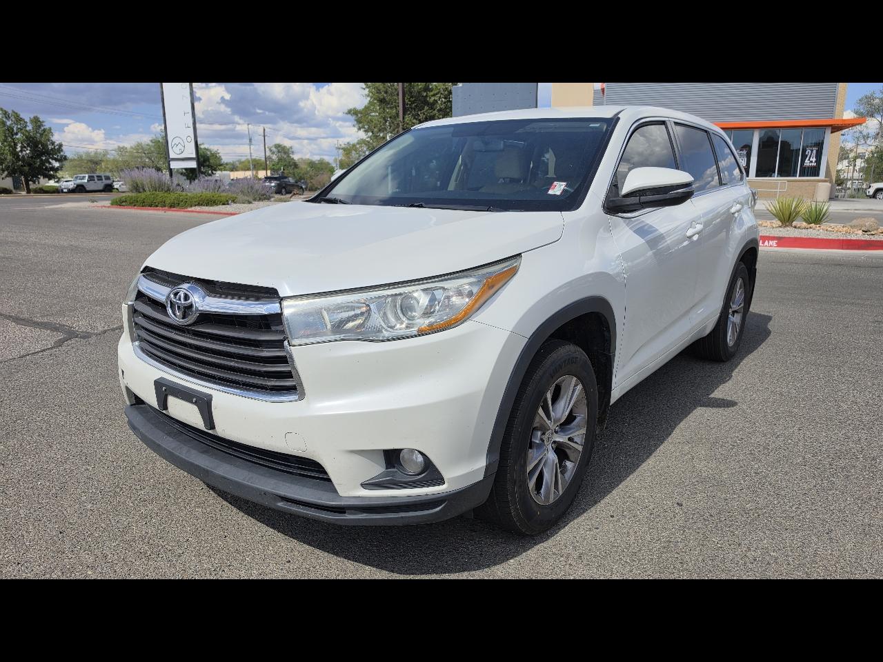 Toyota Highlander LE AWD V6 2015