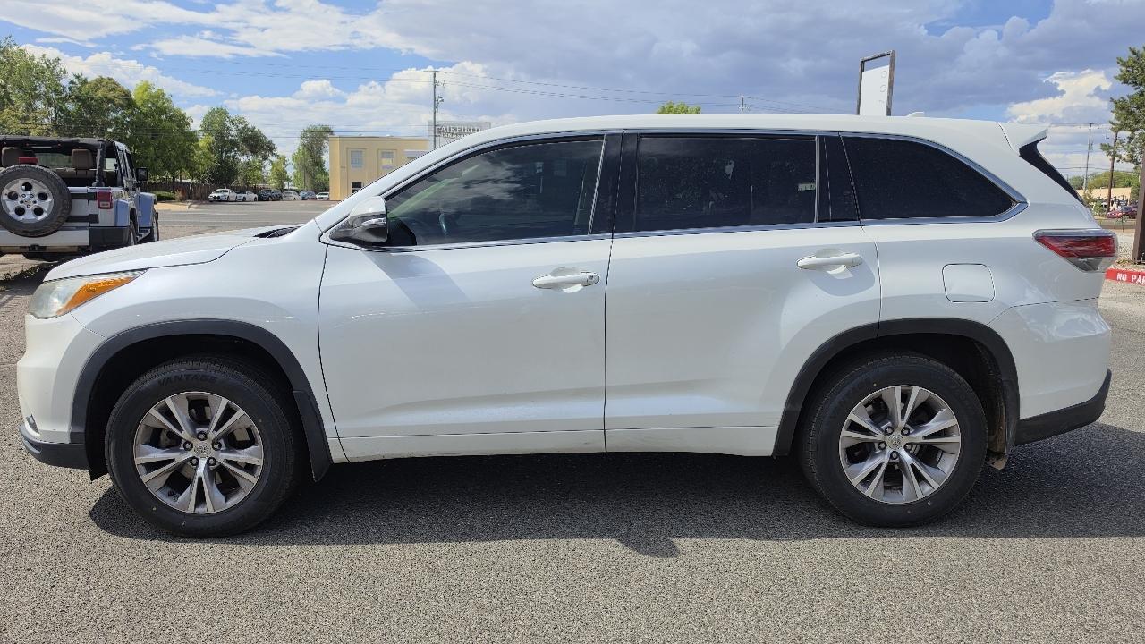 Toyota Highlander LE AWD V6 2015