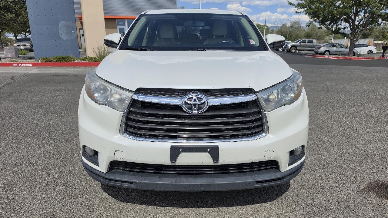 Toyota Highlander LE AWD V6 2015
