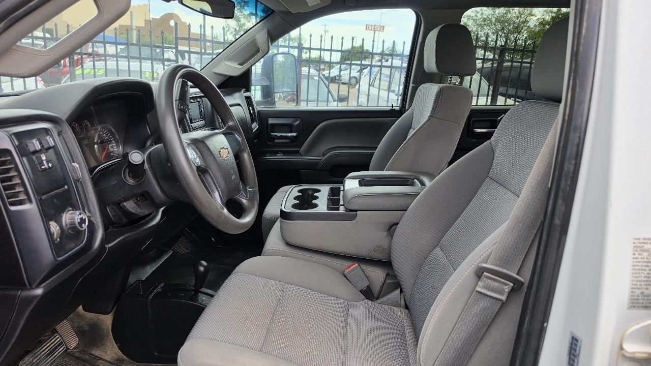 Chevrolet Silverado 3500HD Work Truck Crew Cab 4WD 2015