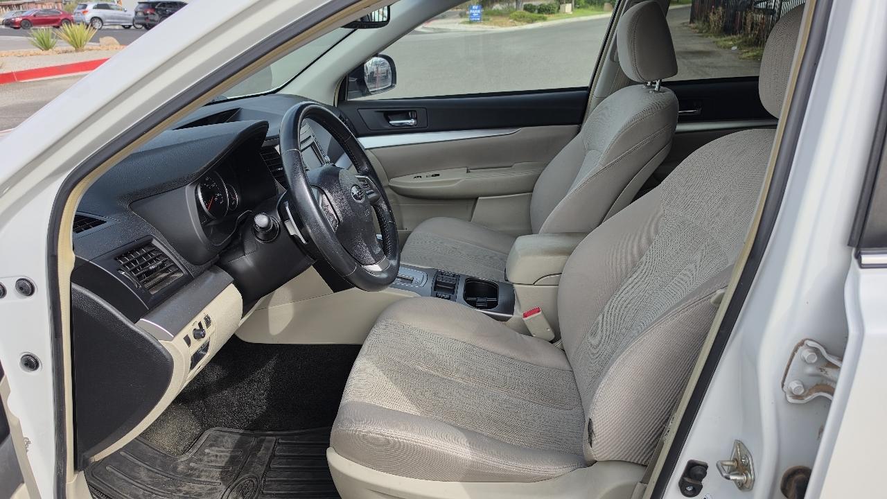 Subaru Outback 2.5i Premium 2014