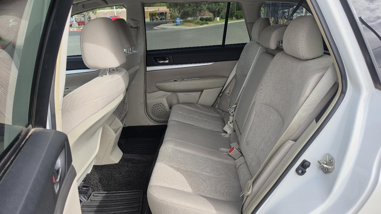 Subaru Outback 2.5i Premium 2014
