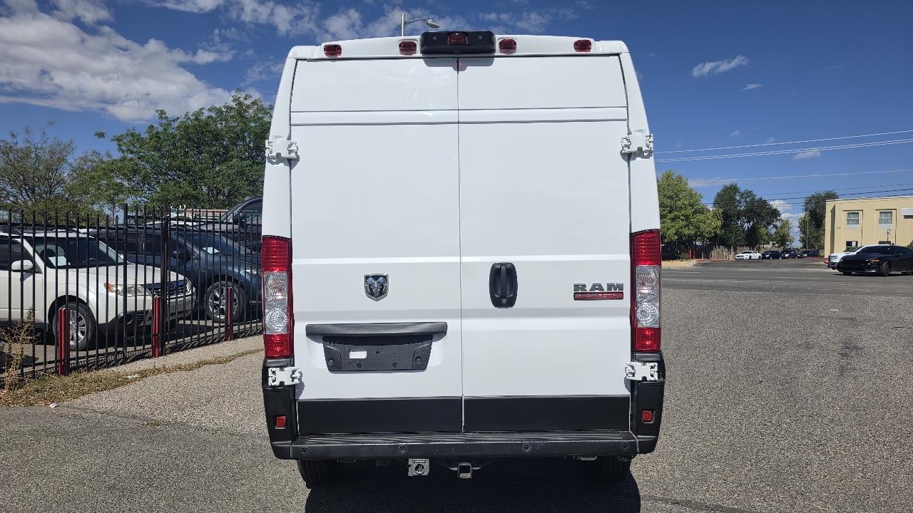 Ram ProMaster 1500 photo 3