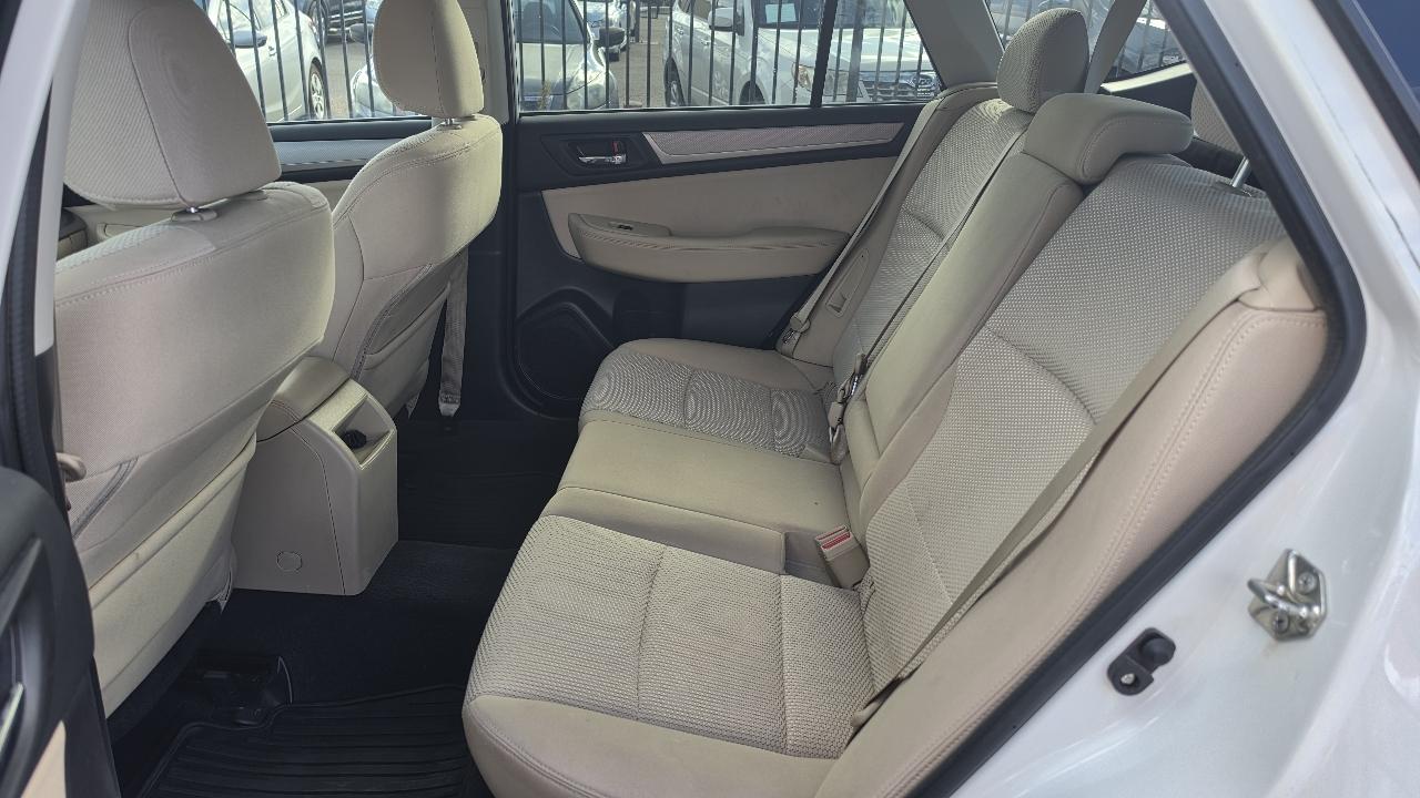 Subaru Outback photo 10
