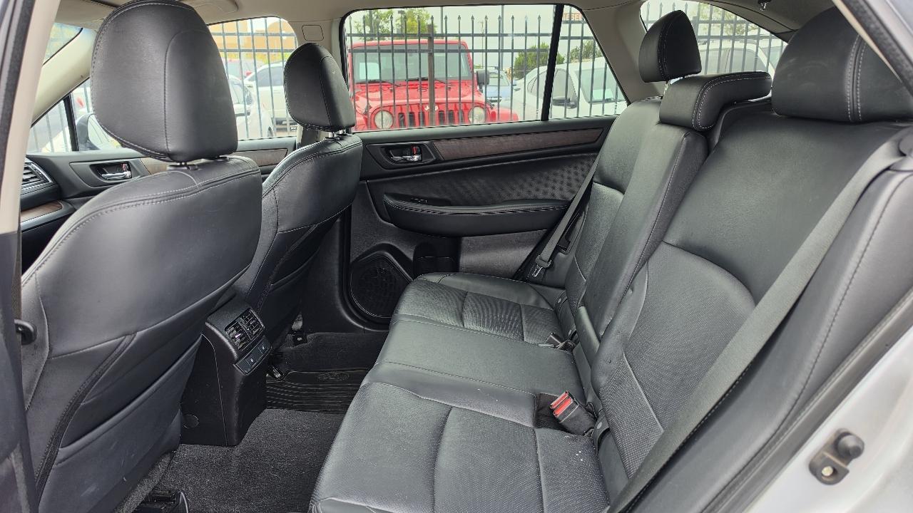Subaru Outback photo 10