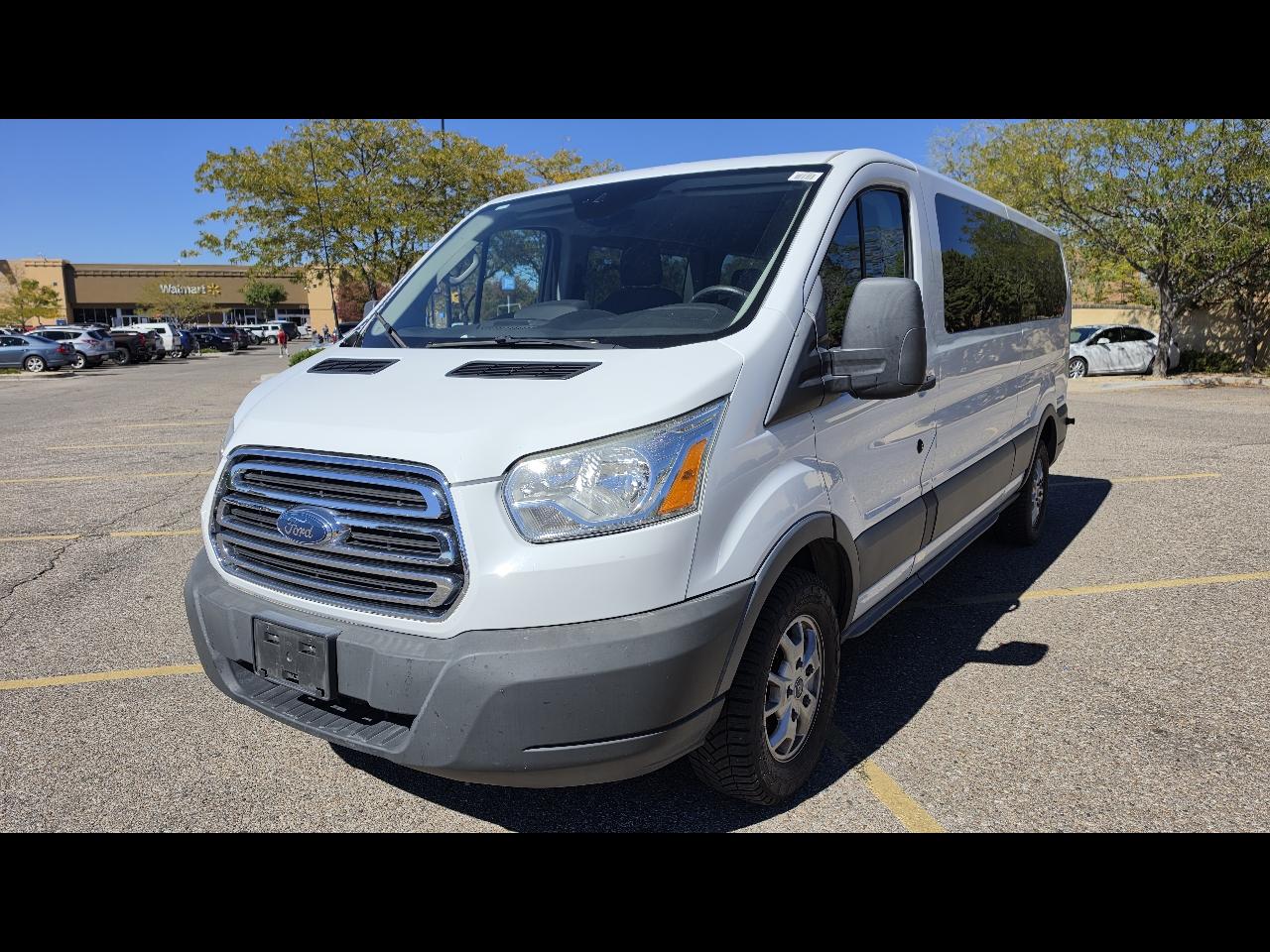 2015 Ford Transit 350 Wagon Low Roof XL w/Sliding Pass. 148-in. WB