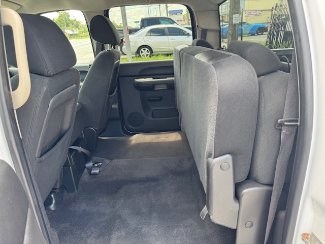 Chevrolet Silverado 2500HD LT1 Crew Cab 2WD 2010