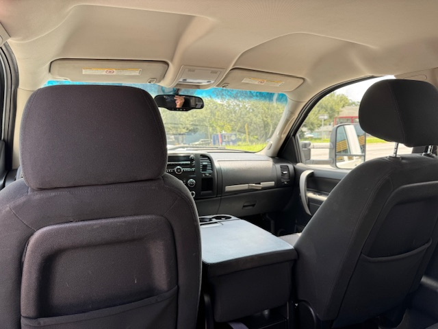 Chevrolet Silverado 2500HD LT1 Crew Cab 2WD 2010