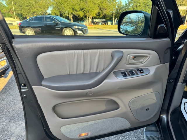 Toyota Sequoia Limited 2WD 2007