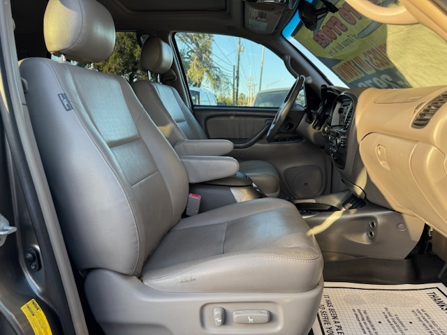 Toyota Sequoia Limited 2WD 2007