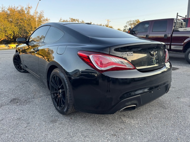 Hyundai Genesis Coupe 3.8 8AT 2015