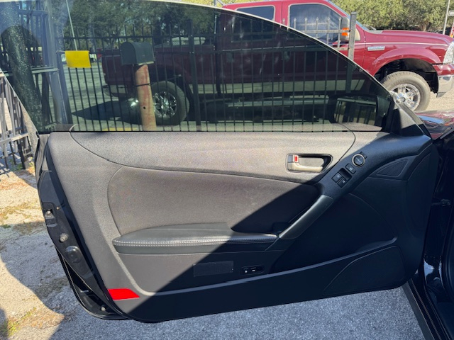 Hyundai Genesis Coupe 3.8 8AT 2015