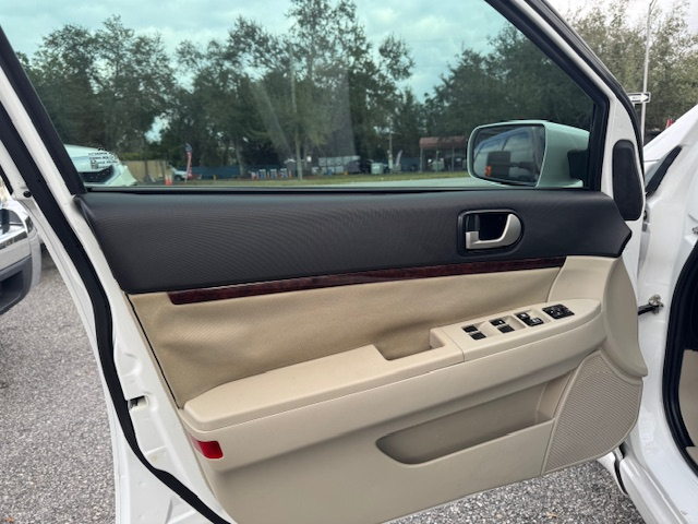 Mitsubishi Galant ES 2012