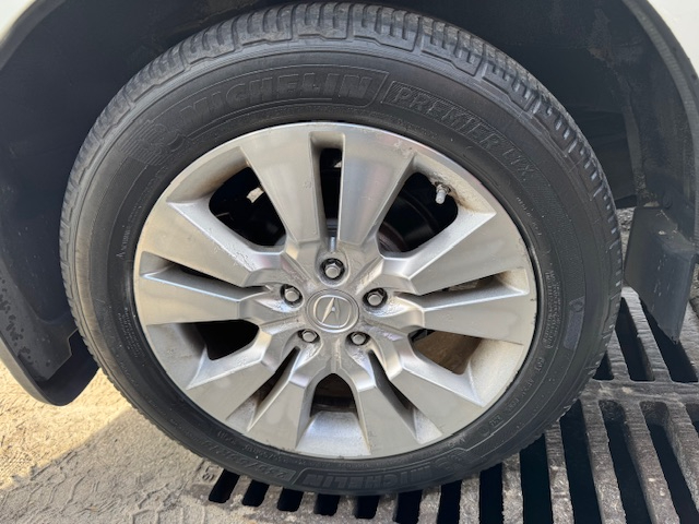 Acura RDX 5-Spd AT 2011