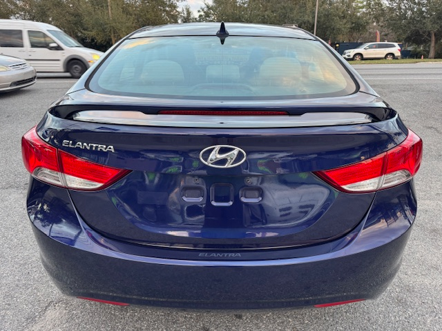 Hyundai Elantra GLS A/T 2013