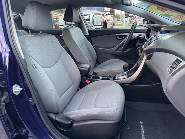 Hyundai Elantra GLS A/T 2013