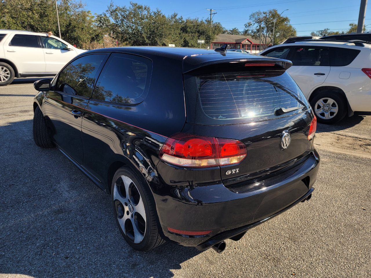 Volkswagen GTI 2.0T Coupe 2010