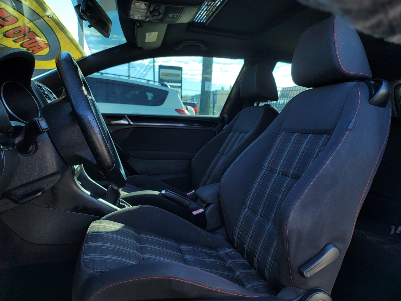 Volkswagen GTI 2.0T Coupe 2010