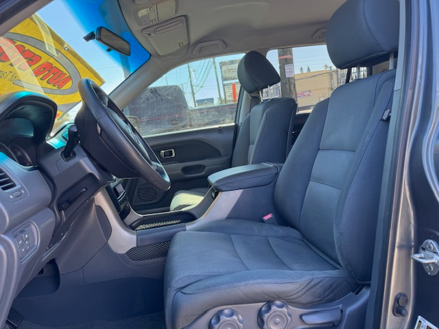 Honda Pilot LX 2WD 2008