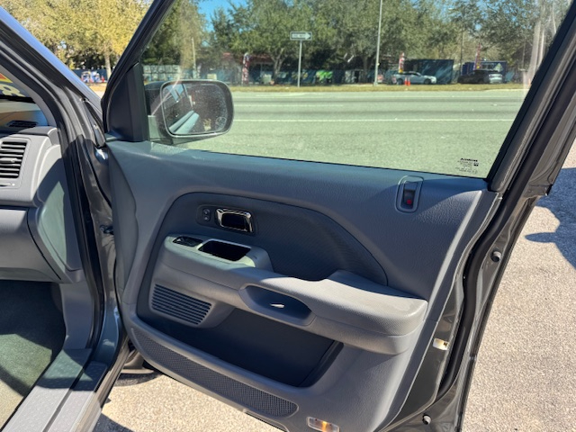 Honda Pilot LX 2WD 2008