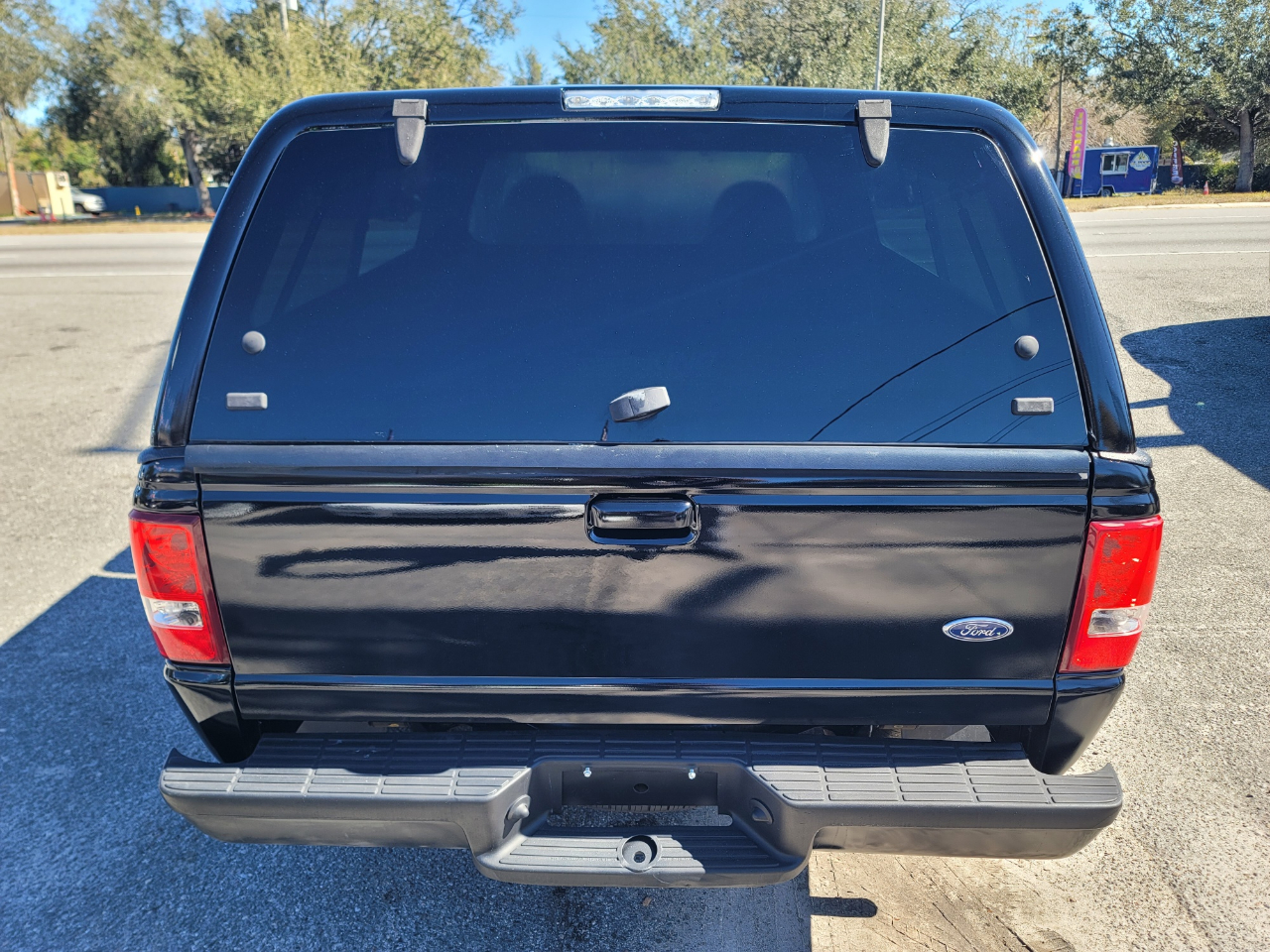 Ford Ranger XLT Reg. Cab Short Bed 2WD 2003