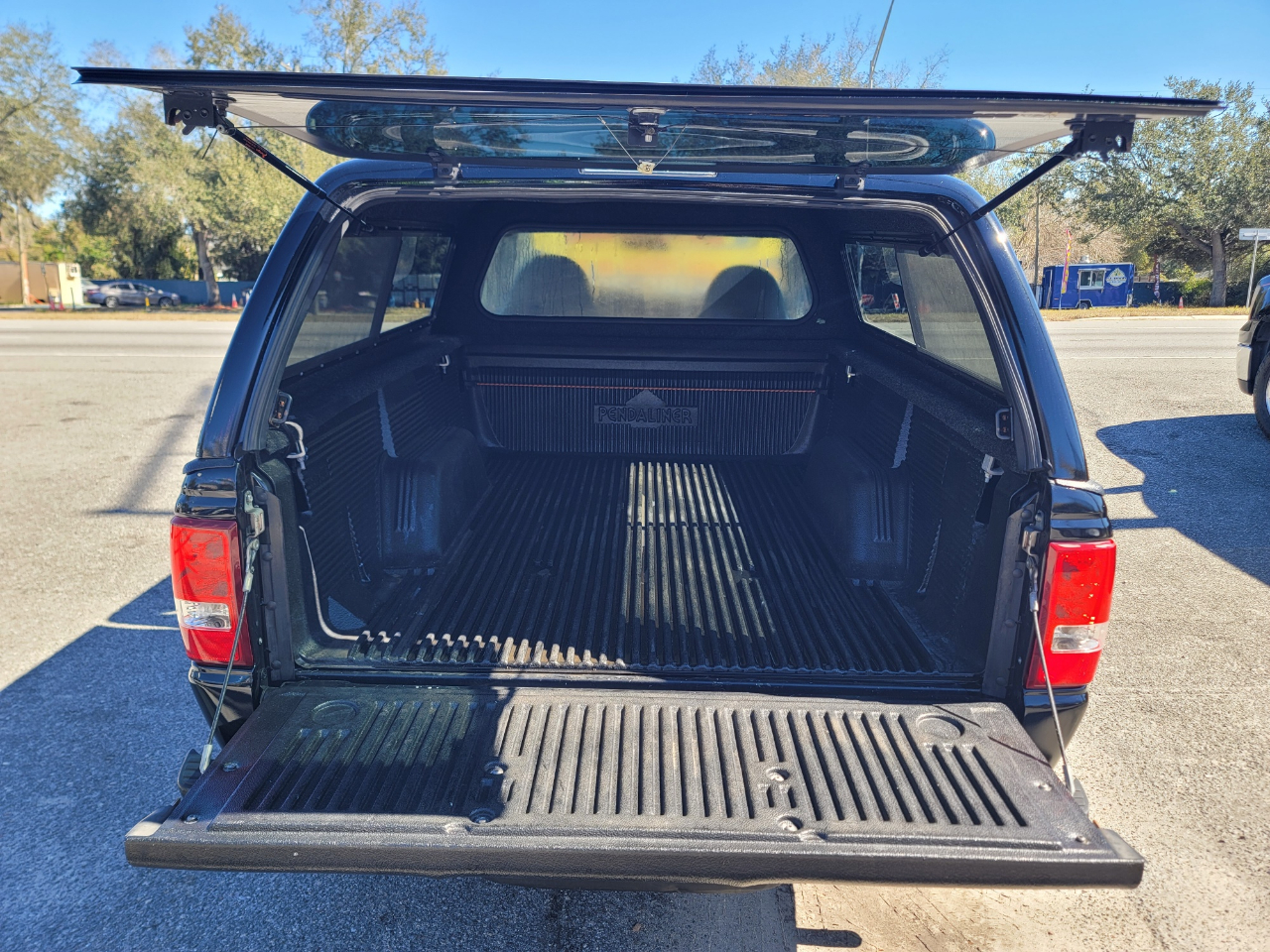 Ford Ranger XLT Reg. Cab Short Bed 2WD 2003