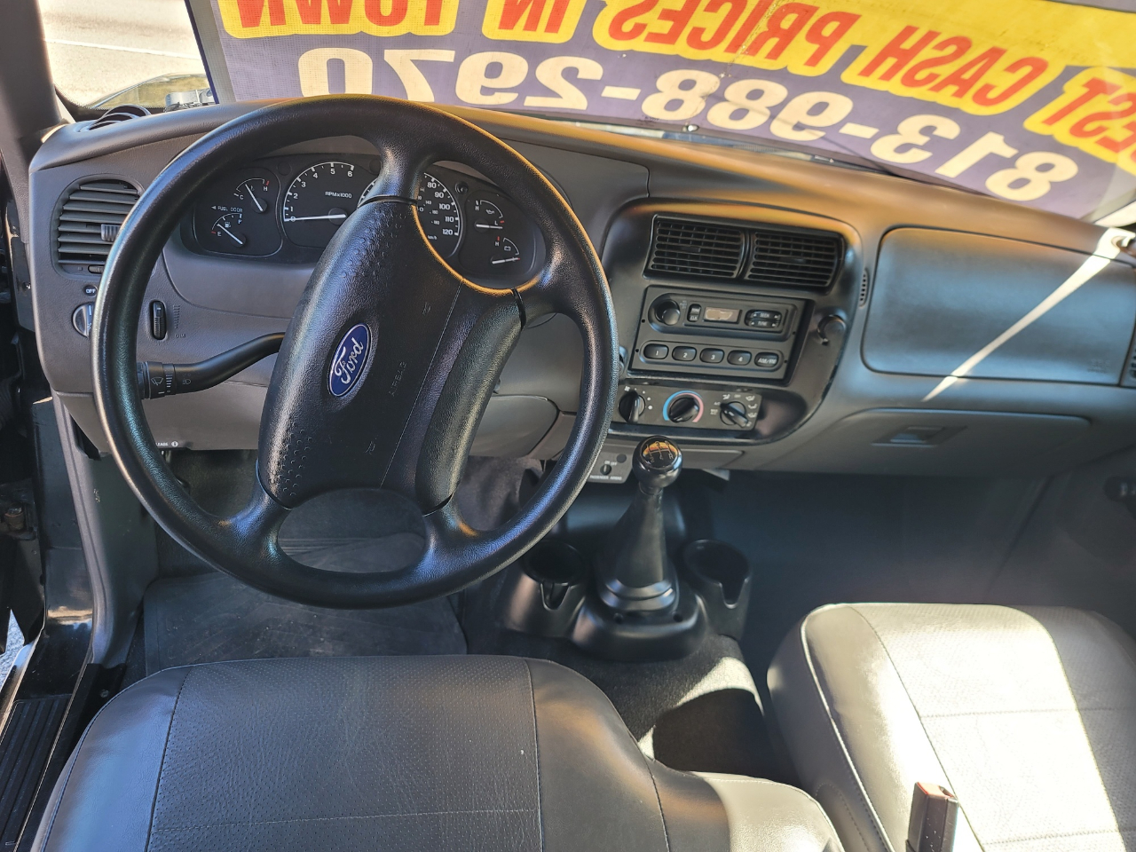 Ford Ranger XLT Reg. Cab Short Bed 2WD 2003