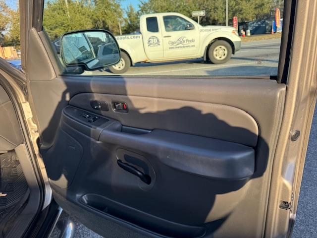 Chevrolet Avalanche 1500 4WD 2003