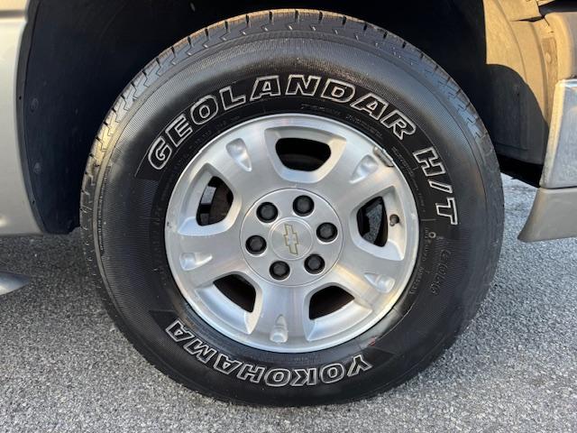 Chevrolet Avalanche 1500 4WD 2003