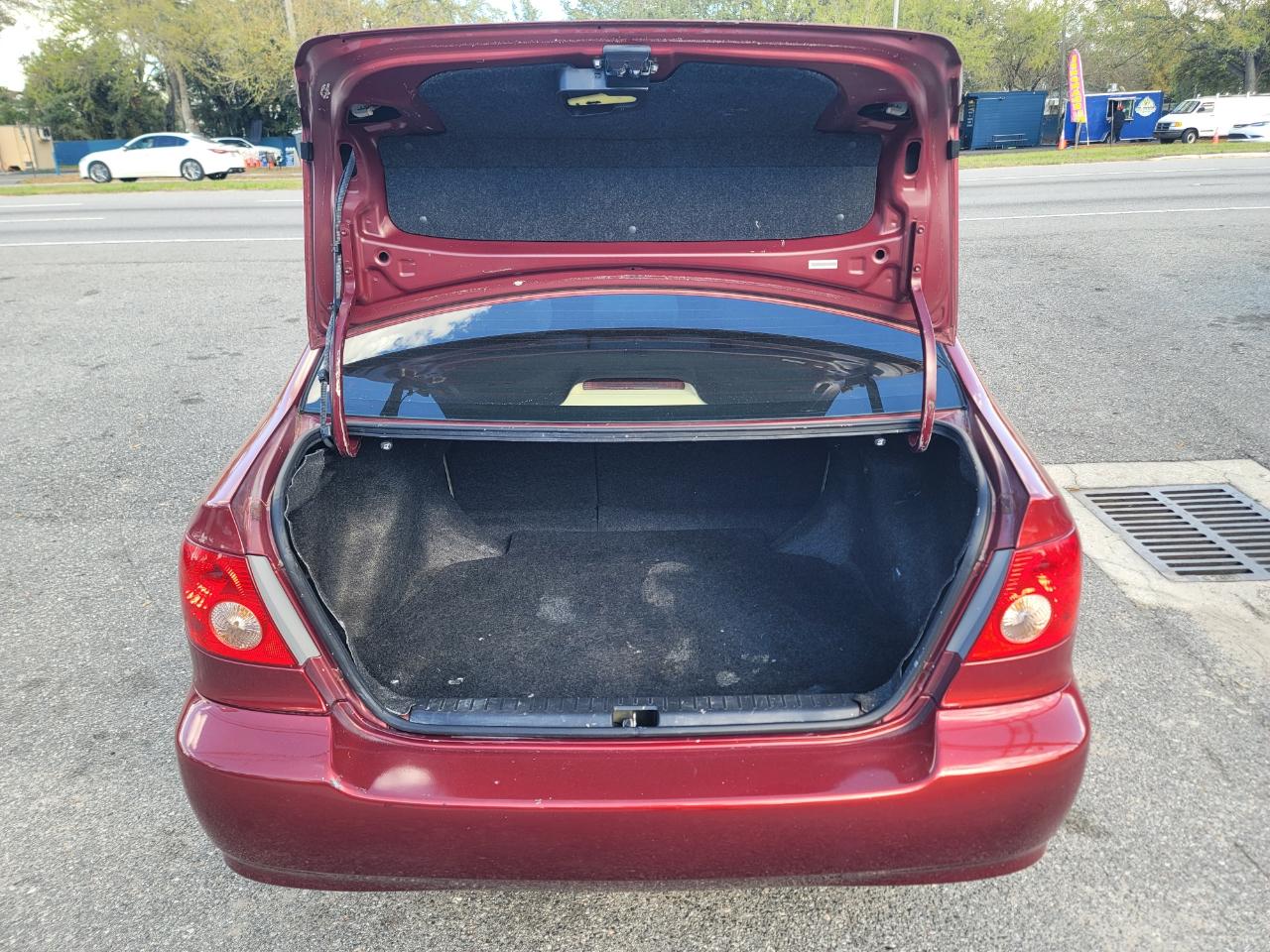 Toyota Corolla LE 4D Sedan 2007