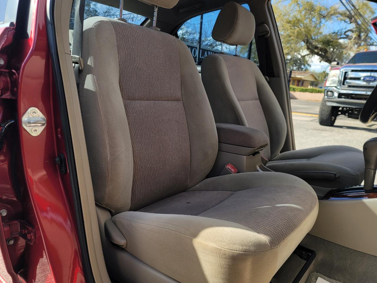 Toyota Corolla LE 4D Sedan 2007