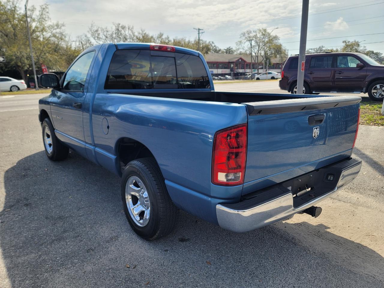 Dodge Ram 1500 ST Regular Cab 2WD 2006