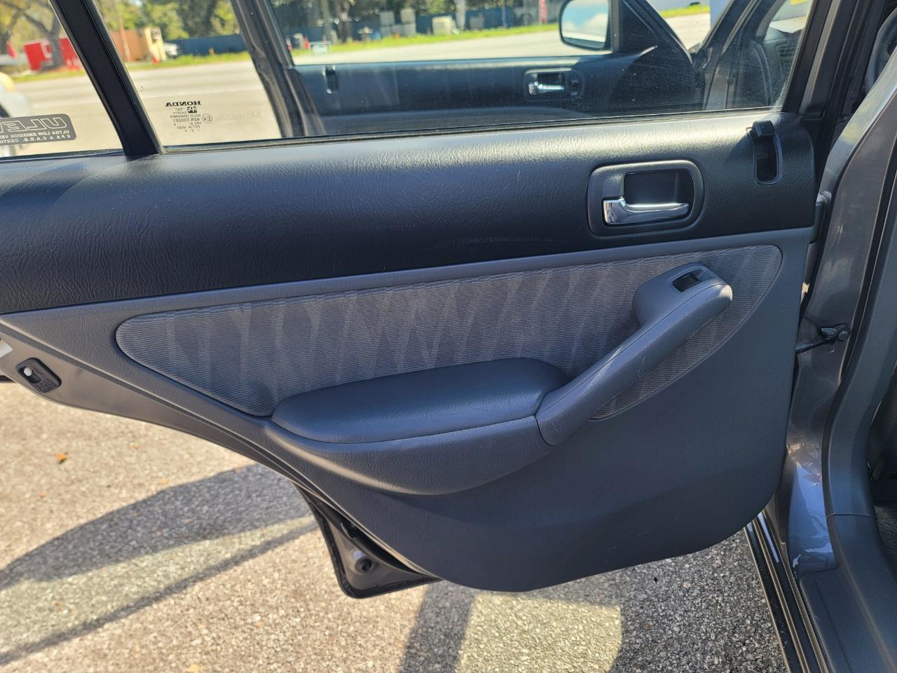 Honda Civic LX sedan 2004