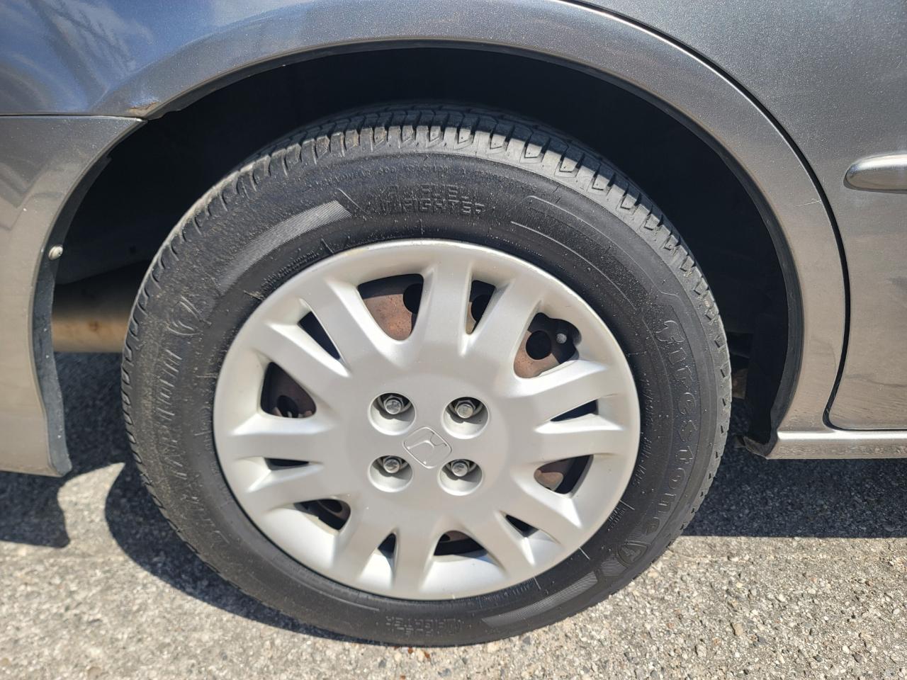 Honda Civic LX sedan 2004