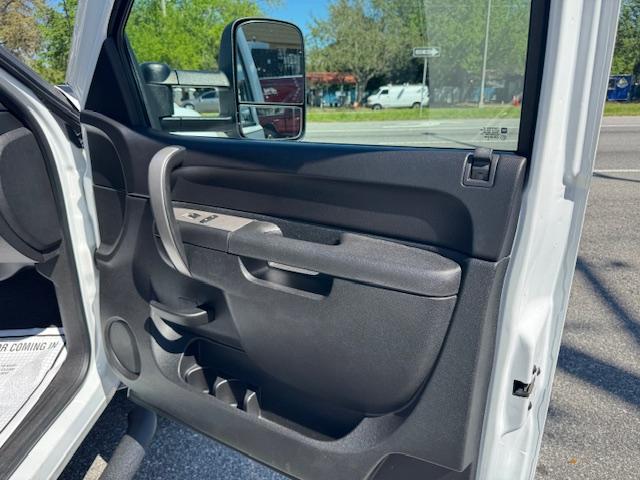 Chevrolet Silverado 2500HD LT1 Crew Cab Long Box 2WD 2010