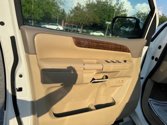 Nissan Armada SL 2WD 2012