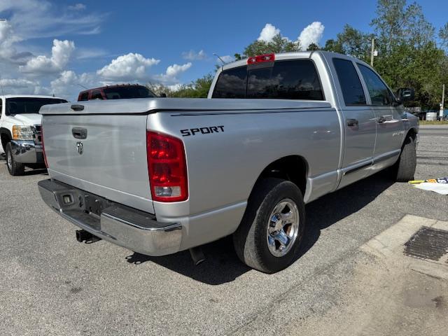 Dodge Ram 1500 ST Quad Cab Short Bed 2WD 2005
