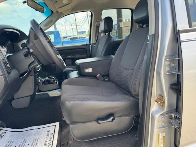 Dodge Ram 1500 ST Quad Cab Short Bed 2WD 2005