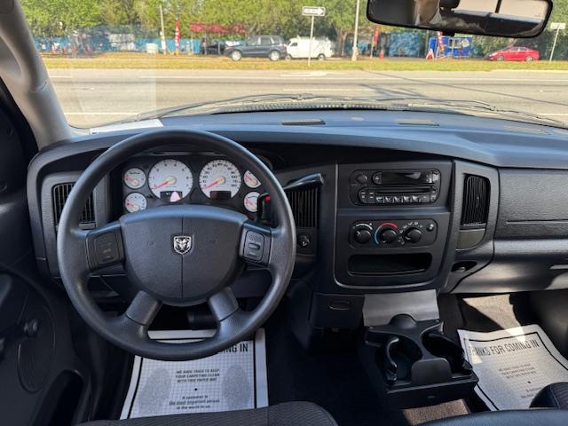 Dodge Ram 1500 ST Quad Cab Short Bed 2WD 2005