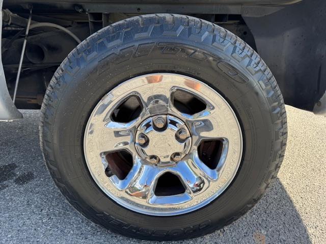 Dodge Ram 1500 ST Quad Cab Short Bed 2WD 2005