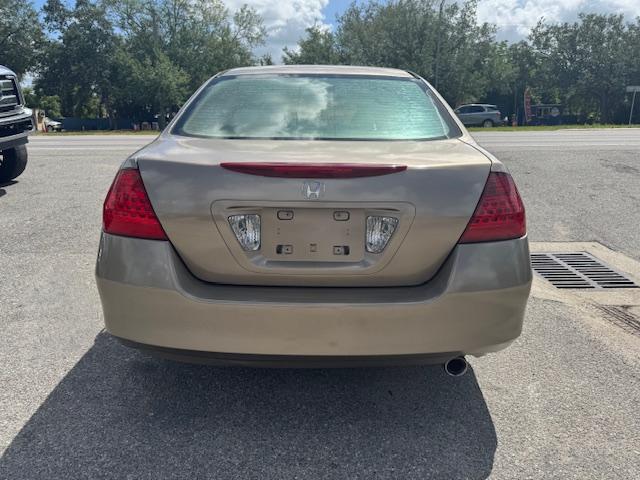 Honda Accord LX sedan AT 2007