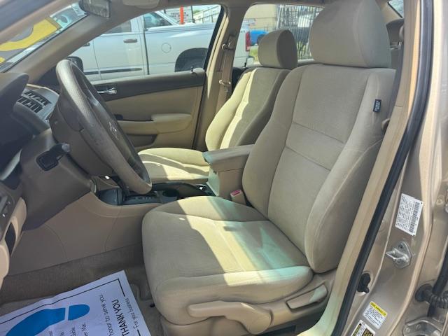 Honda Accord LX sedan AT 2007