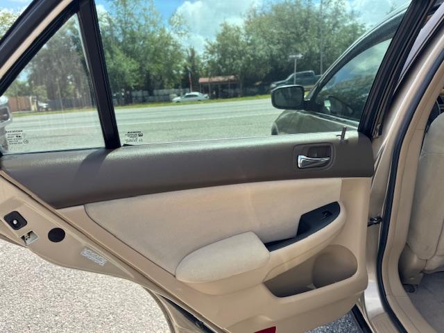 Honda Accord LX sedan AT 2007