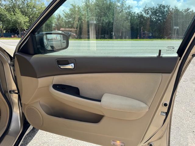 Honda Accord LX sedan AT 2007