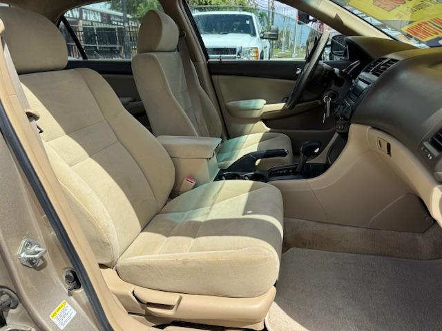 Honda Accord LX sedan AT 2007