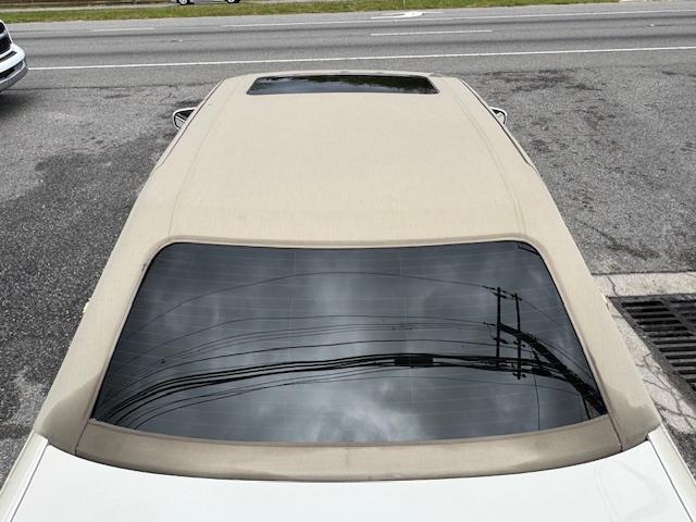 Cadillac DeVille Sedan 2002